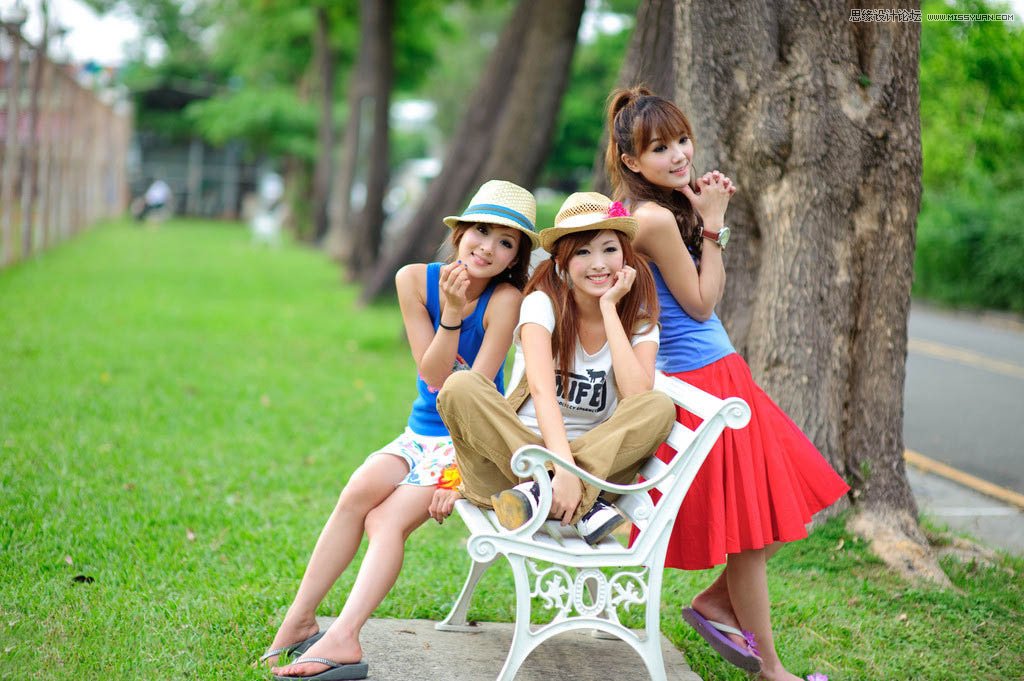 Photoshop调出公园美女梦幻紫色效果,PS教程